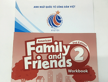 Anh Văn Thiếu Nhi LEVEL 2 PRIMARY với giáo trình:  Family and Friends 2 tại  VIETCI