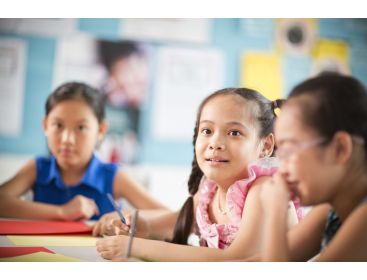 LÝ DO TẠI SAO  NÊN CHO TRẺ HỌC TIẾNG ANH CÀNG SỚM CÀNG TỐT?