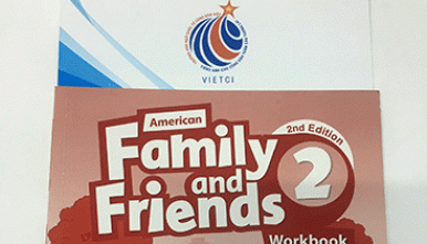 Anh Văn Thiếu Nhi LEVEL 2 PRIMARY với giáo trình:  Family and Friends 2 tại  VIETCI