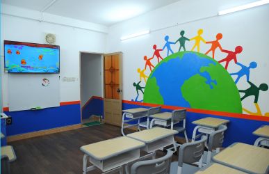 Không gian học sáng tạo tại TRUNG TÂM NGOẠI NGỮ CÔNG DÂN VIỆT - VIETCI: PHÒNG HỌC TOÀN CẦU - GLOBAL CLASS ROOM - PHÍA THIẾT KẾ HÌNH QUẢ ĐỊA CẦU